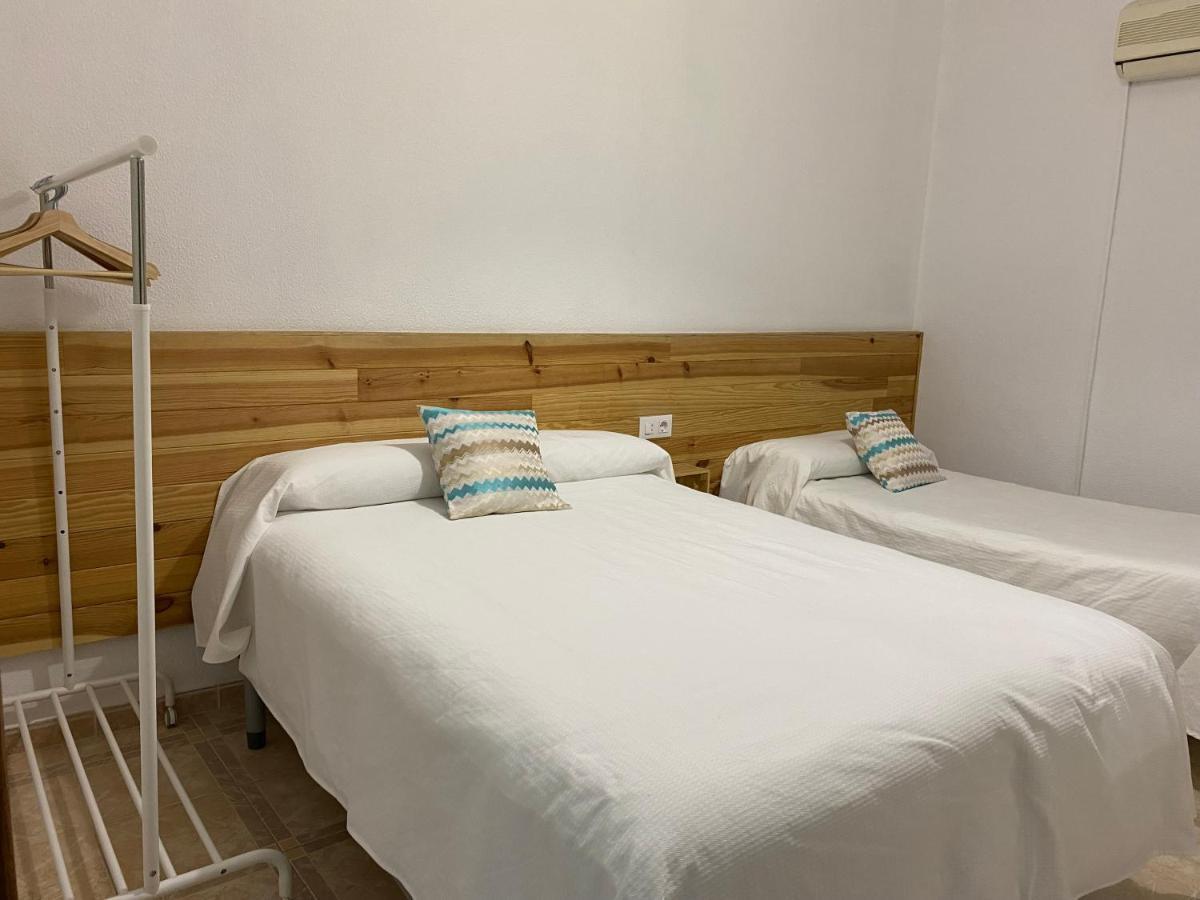 Hostal Барбате Екстер'єр фото